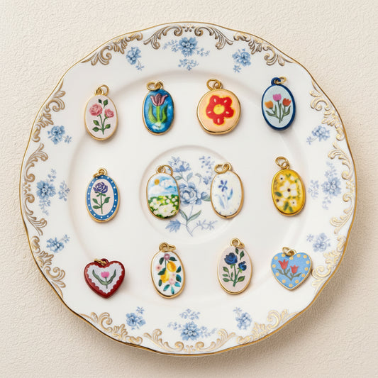 Folk Art Charm - Folk Art Heart