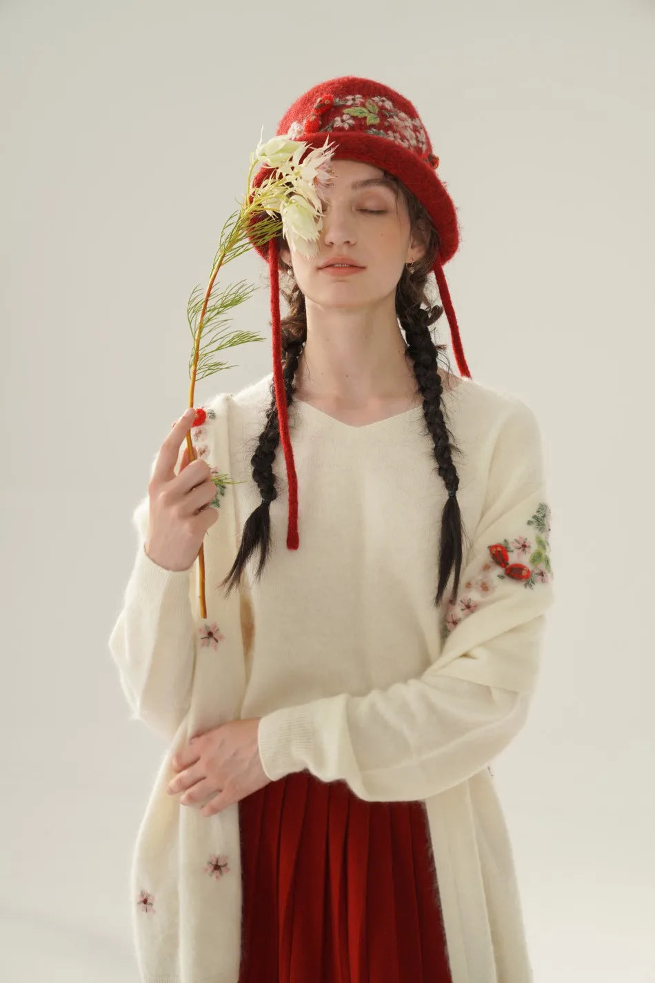 Annette Cashmere Sweater & Scarf Set, White