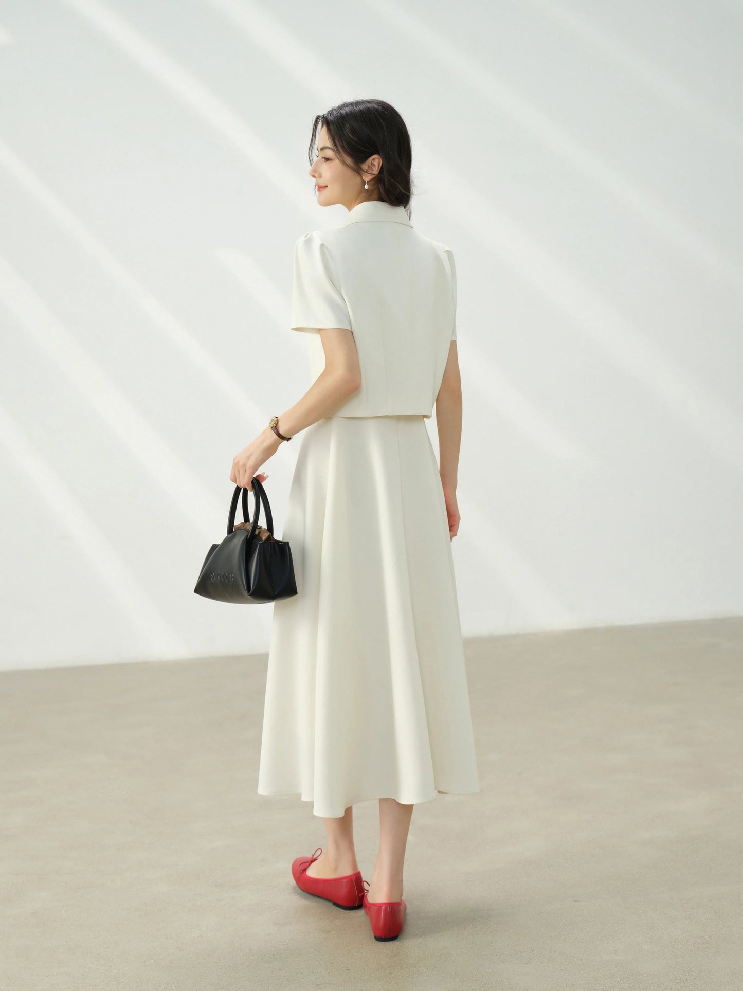 Elegant White Maxi Dress Square Neck Sleeveless Long Dress Summer Slim Fit Waist Dress for Petite Women Hepburn Style Fashion