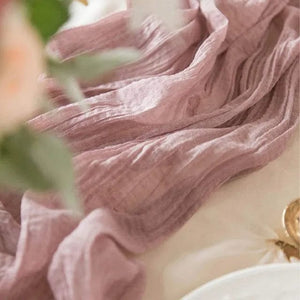 Modestly Yours mauve / 90x180cm Table Runner