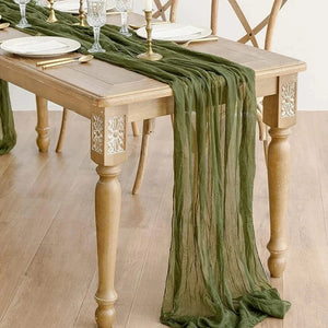 Modestly Yours Olive green / 90x180cm Table Runner