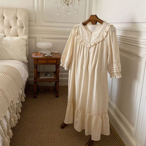 Modestly Yours, Canada 0 She Dreams, Ivory Vintage Sleepwear