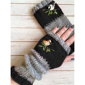 Modestly Yours, Canada Black Bird / One Size Embroidered Fingerless Gloves