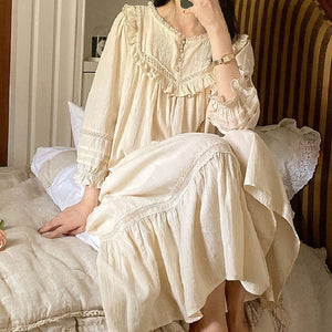 She Dreams, Ivory Vintage Sleepwear - Modestly Yours