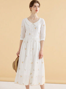 Simple Retro Women Dresses Sweet Pea, Floral Embroidery Peter Pan Collar Button Front Dress